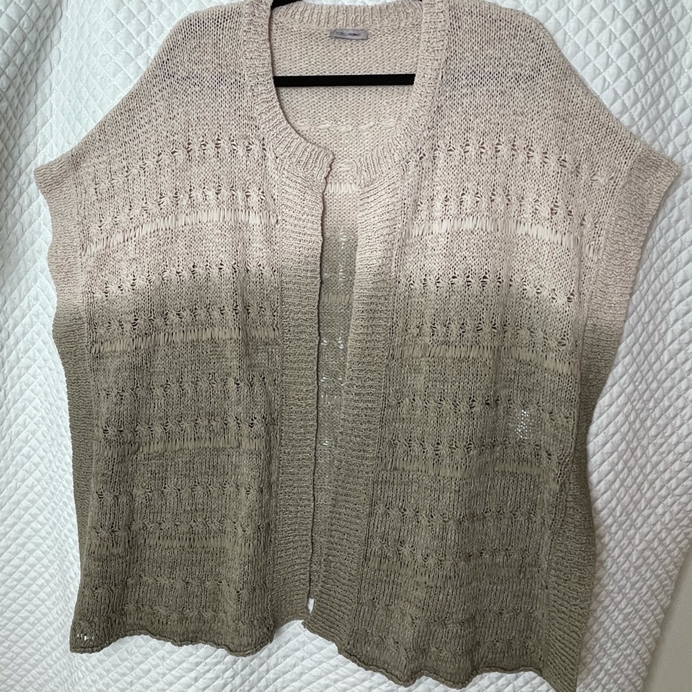 Pretty Fiorella Rubino ombré side closure light weight shawl